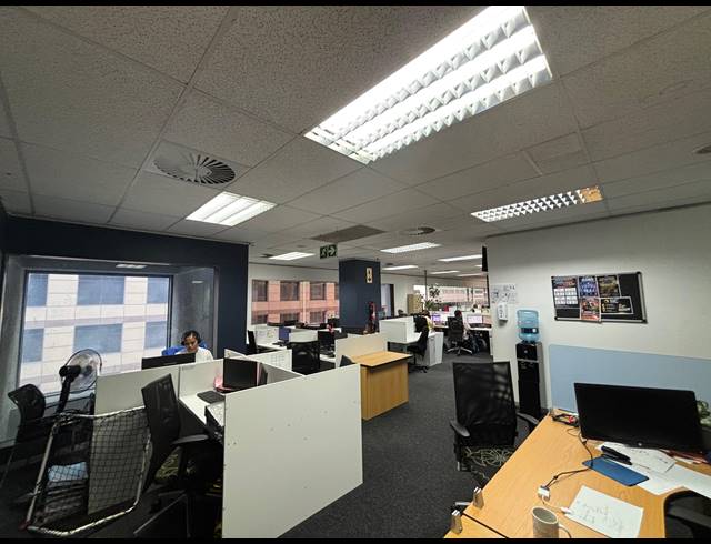 1,468M² OFFICE TO LET IN CAPE TOWN CITY CENTRE